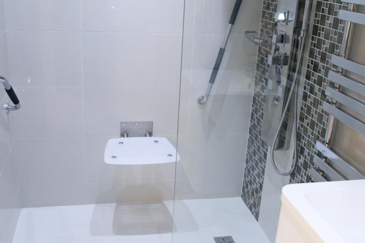 Lovely Studio Apartment With Access For Wheel-Chairs In Sydenham London Exterior photo